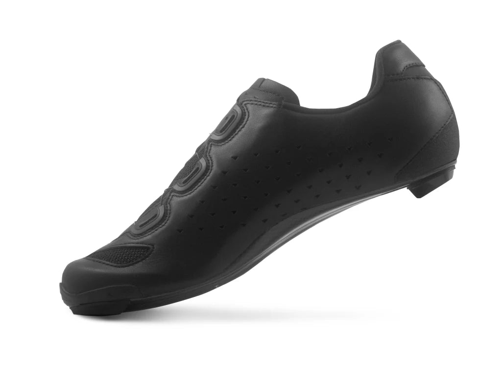 Black cycling shoe on a white background