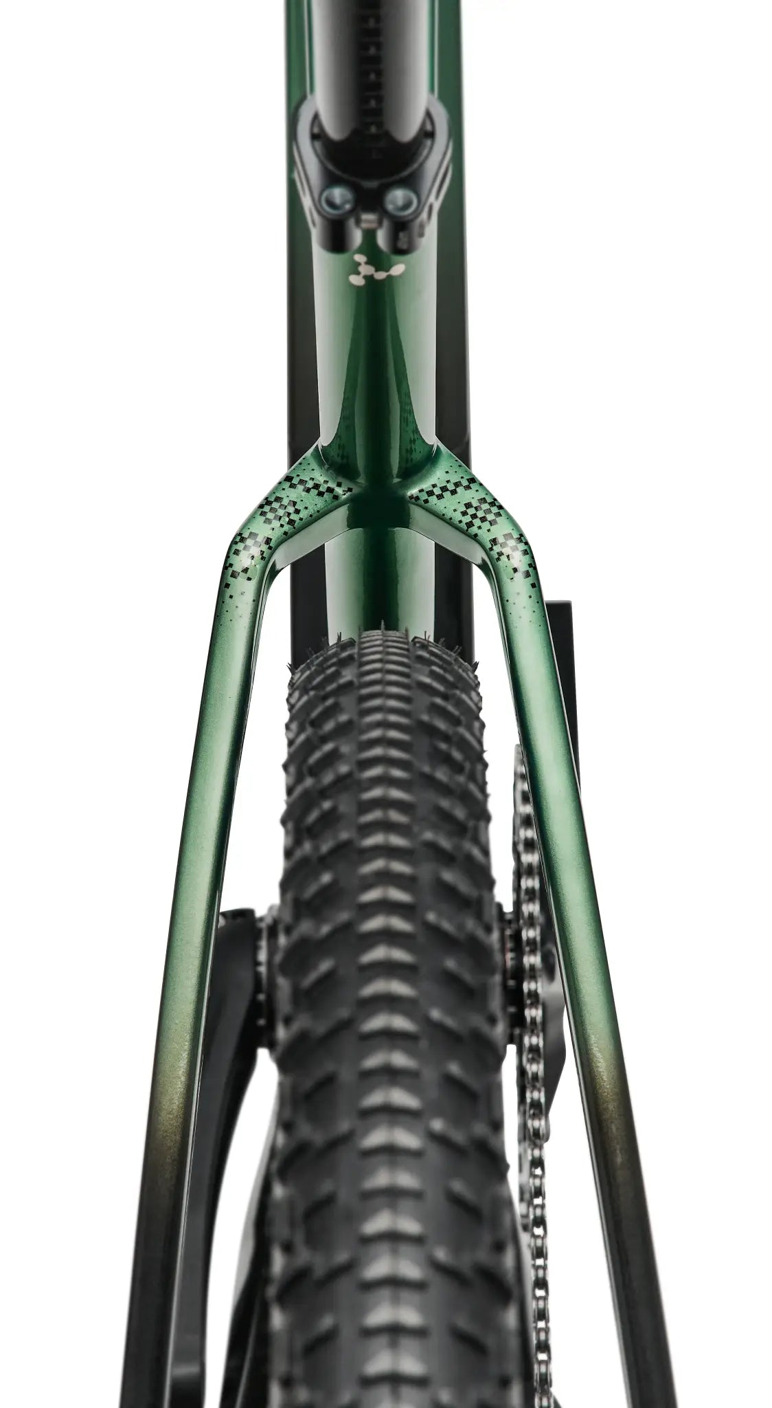 Rear tire clearance and seat stay design of Argon 18 Dark Matter GRX RX822 (1x) Gravel Bike, built for stability and off-road performance.