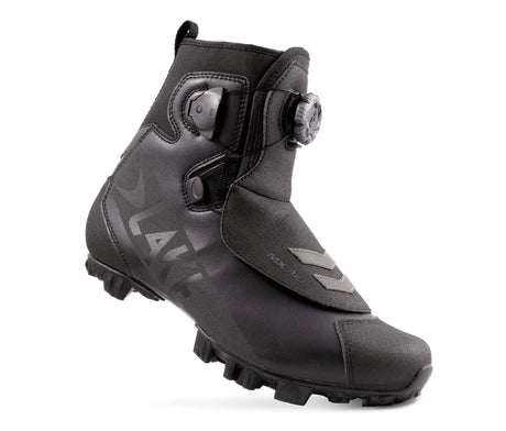 Lake MX146 Winter Mountain Bike Shoe with BOA closure and weather-resistant upper, ideal for cold and damp cycling conditions.