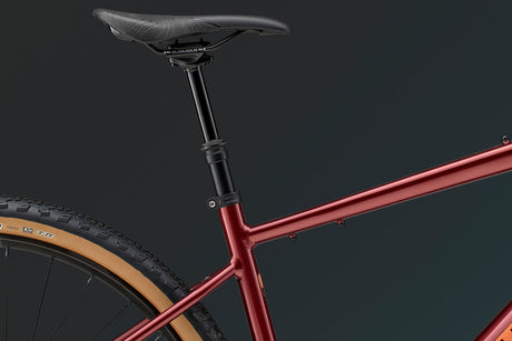 Close-up of the Whyte Verro Gravel Bike's saddle and dropper post, highlighting comfort and adjustability for varied terrain.
