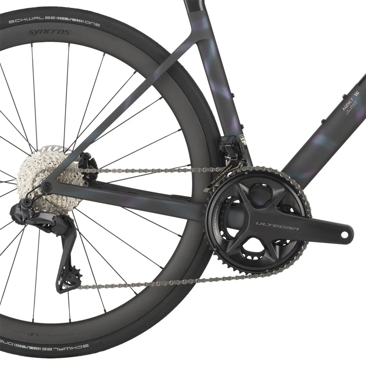 Detailed view of Scott Addict RC 10 Road Bike's Shimano Ultegra drivetrain and disc brakes for optimal performance.