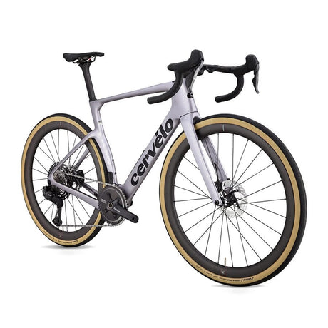 Royal Mercury Cervélo Áspero-5 from a front three-quarter angle, showing the aero head tube and Cervélo carbon cockpit.