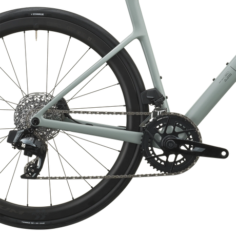 SRAM Rival AXS rear derailleur and cassette on the iron grey Scott Addict 25, with Fulcrum Wind 42 carbon wheel.