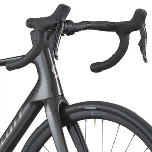 2027 Scott Addict 40 Road Bike