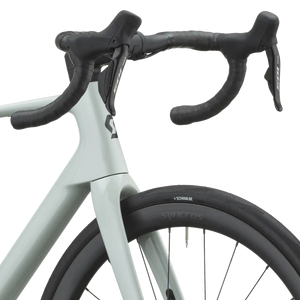 2027 Scott Addict 30 Road Bike