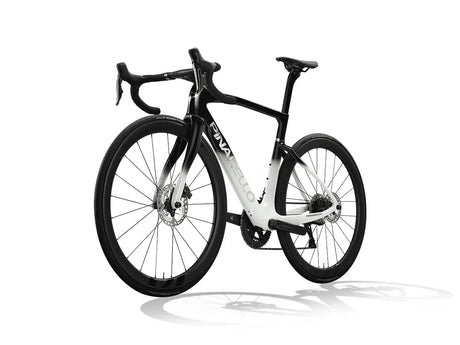 Front angled view of the Pinarello F7 Ultegra Di2 road bike in black and white, highlighting its integrated handlebars and sleek design.