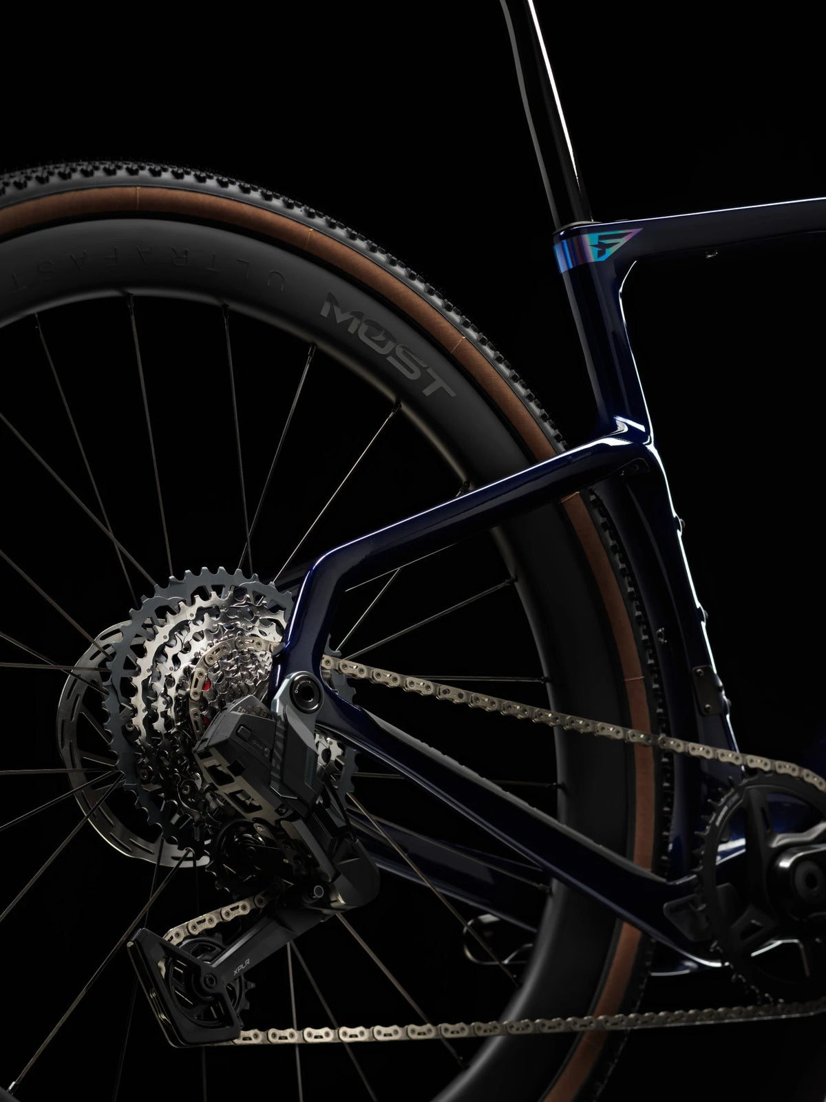 SRAM Rival XPLR AXS rear derailleur and 13-speed cassette on the Lapland Sky Pinarello Grevil F5.