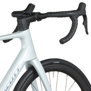 2026 Scott Addict 30 Road Bike