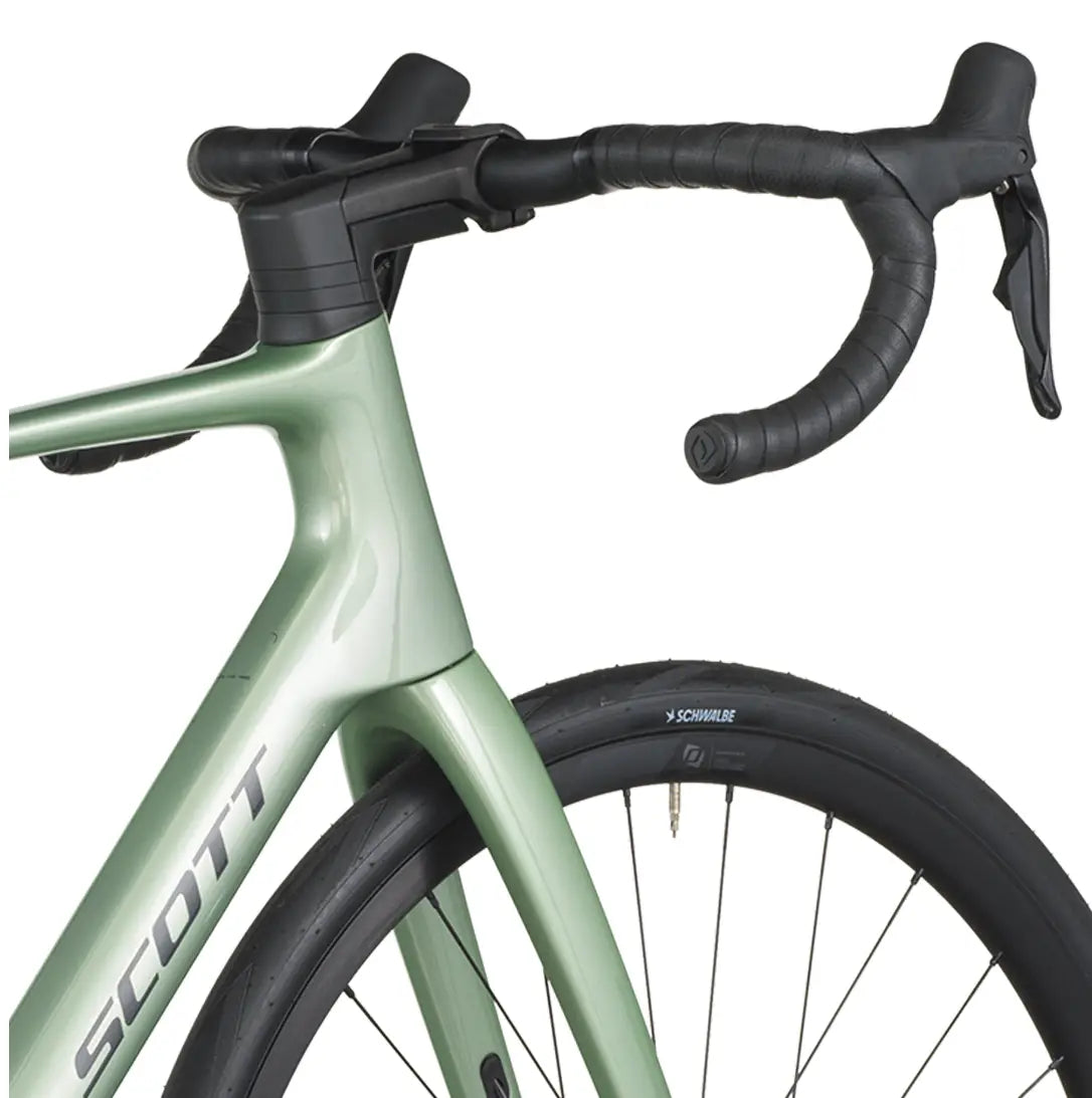 2026 Scott Addict 40 Road Bike