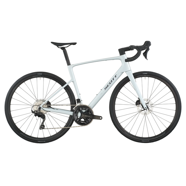 Cumulus white Scott Addict 50 road bike, drive-side profile with drop bars and disc brakes.