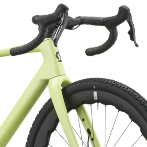Scott Addict Gravel 20 2027 in mojito green, cockpit and brake hoods