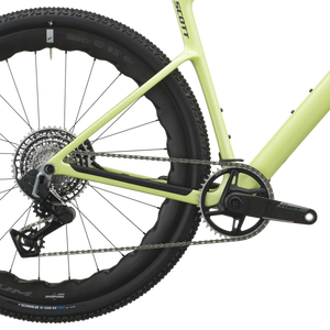Scott Addict Gravel 20 2027 in mojito green, SRAM Force XPLR cassette and rear derailleur