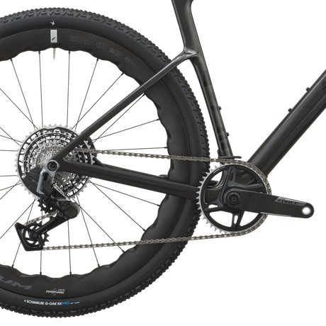Scott Addict Gravel 20 2027 in watery black, cassette and rear derailleur