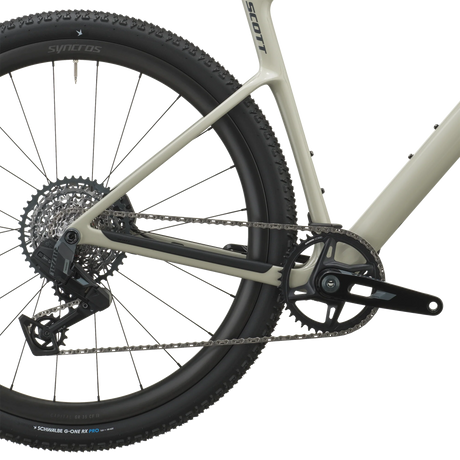 Scott Addict Gravel 30 2027 in agate grey, SRAM Rival XPLR cassette and rear derailleur