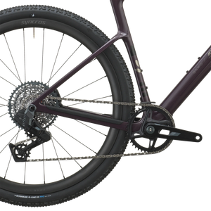 Scott Addict Gravel 30 2027 in mulberry purple, cassette and rear derailleur