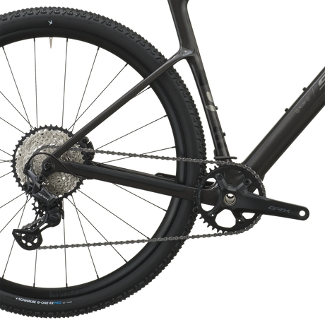 Scott Addict Gravel 40 2027 in carbon black, Shimano SLX cassette and GRX rear derailleur