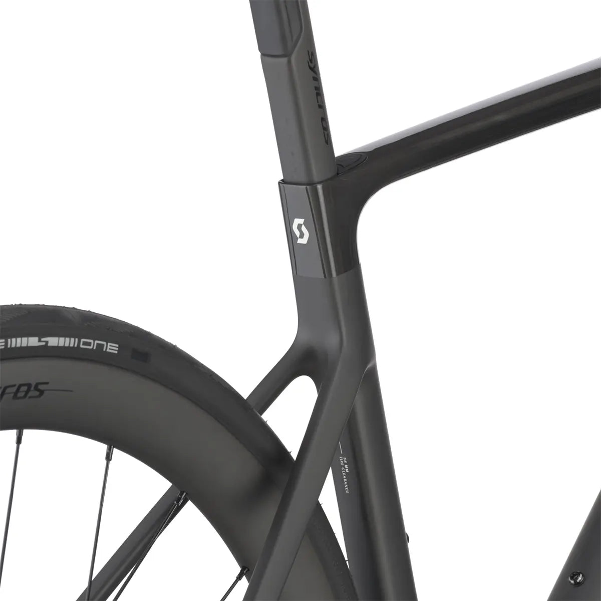 Detailed view of the Scott Addict RC 20 Road Bike seat tube and rear triangle, emphasizing the carbon frame's aerodynamic shaping.